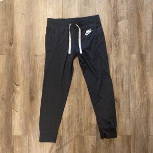 BNWOT Nike Sweat Pants Dark Grey